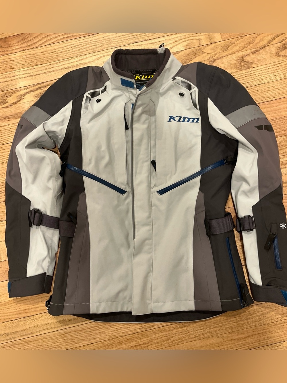 KLIM Women’s Altitude Motorcycle Jacket Used 3 Times *Armor Not Included*